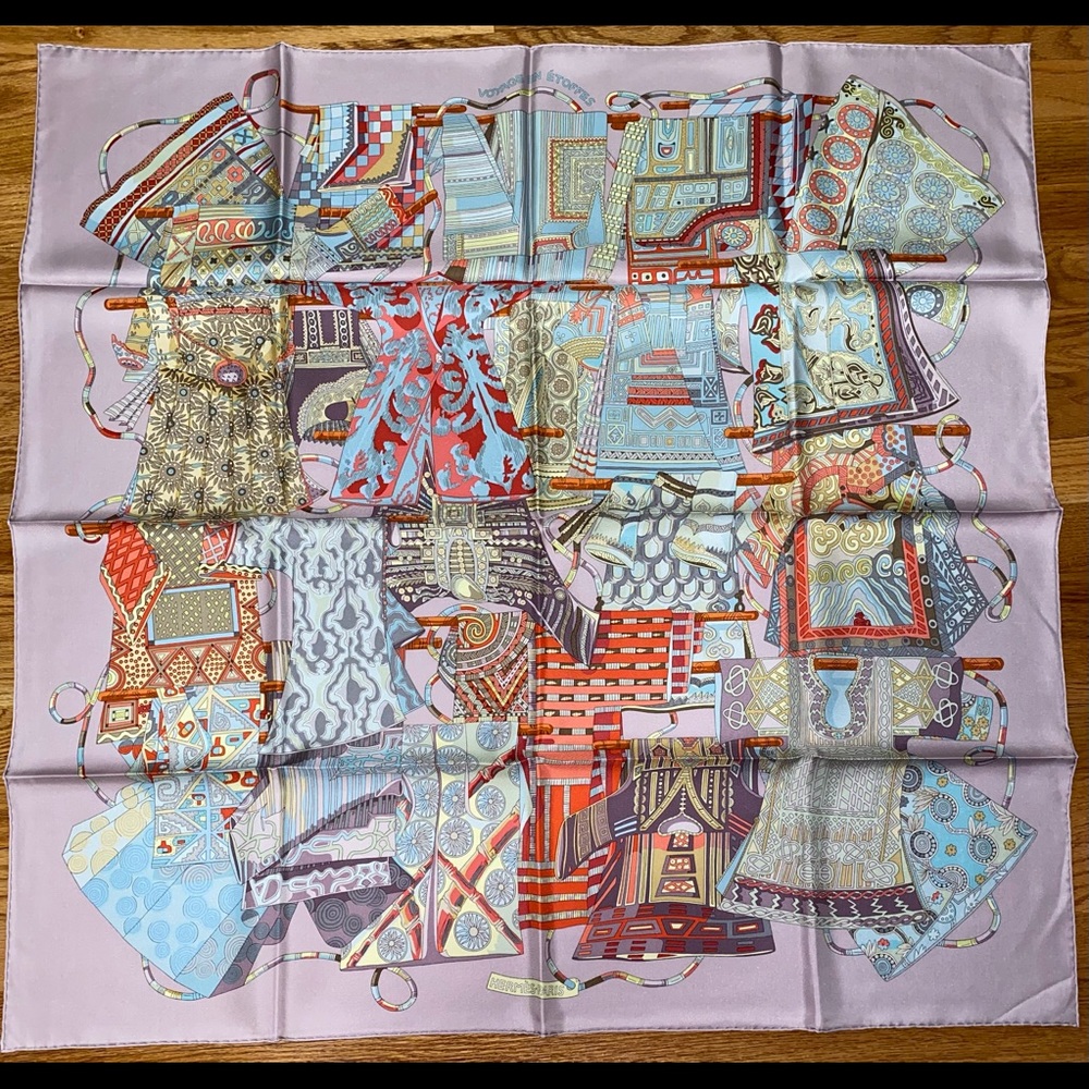 Hermes Voyage En Etoffes 90 Silk